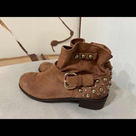 Steven by Steven Madden brown leather biker rock ankle boots with studs - Picture 3 of 7